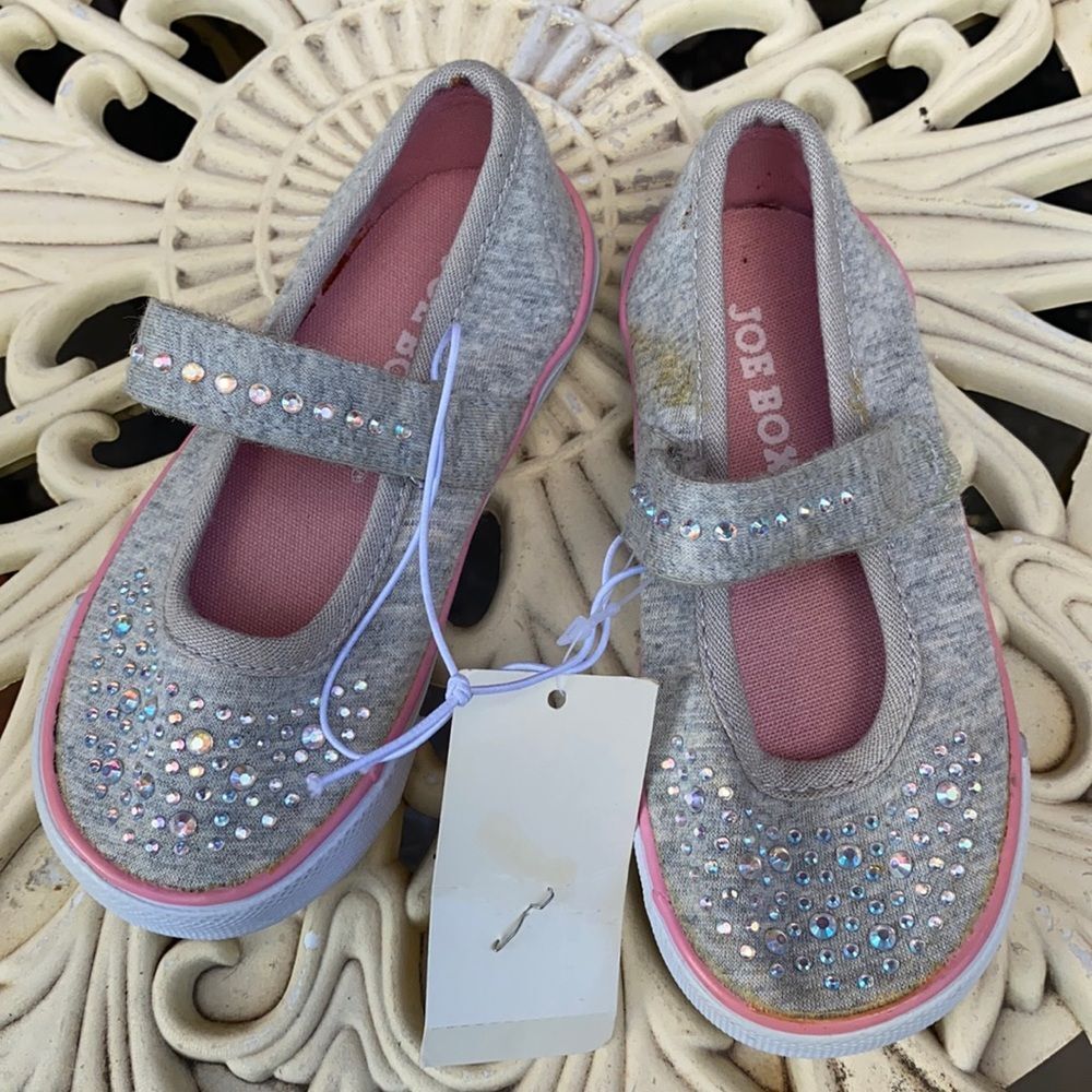 Joe Boxer bedazzled sandals sz.7 NWT